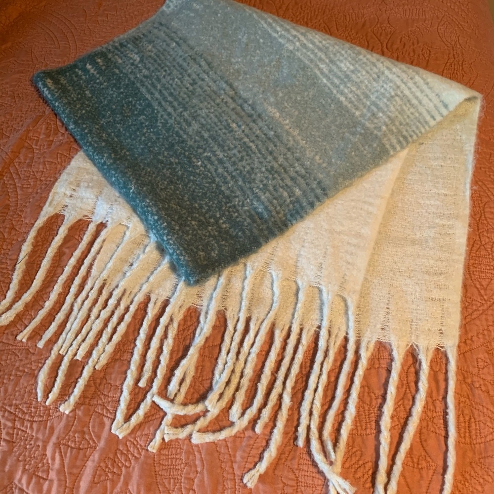 Blanket scarf